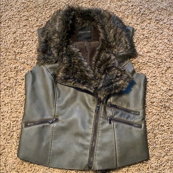Maurices Jackets & Blazers - 🌴 2/$10 Maurices Faux Fur Vest